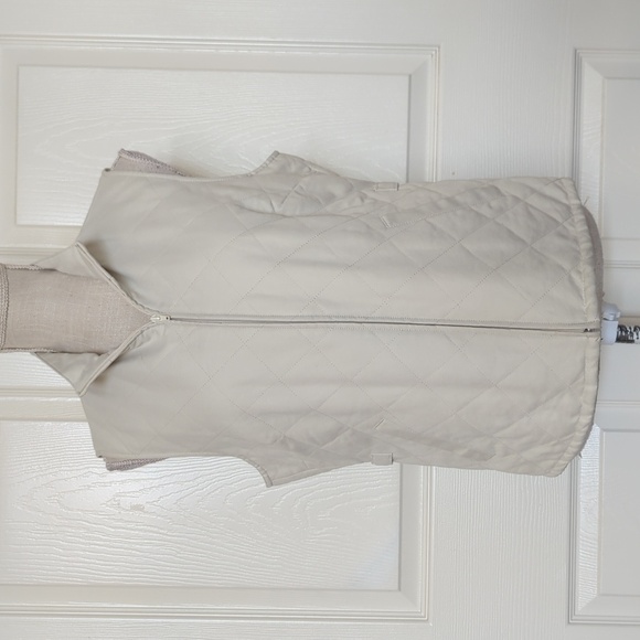Orvis Jackets & Blazers - Orvis Women's Off-white Quilted Vest